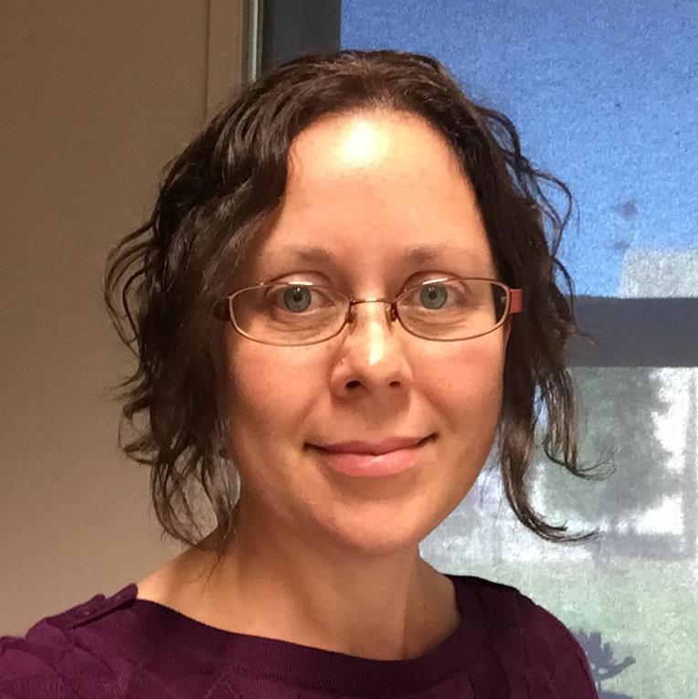 Headshot of Associate Professor Alison Crowther 
