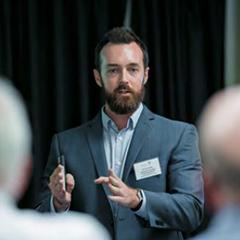 Dr Lee Hickey