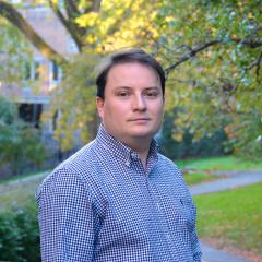 Headshot of Professor Paul PG Gauthier