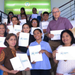  Professor André Drenth with participants from the Nusa Cendana University workshop