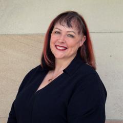 Mrs Vanessa Stott