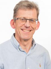Dr Erik Van Oosterom